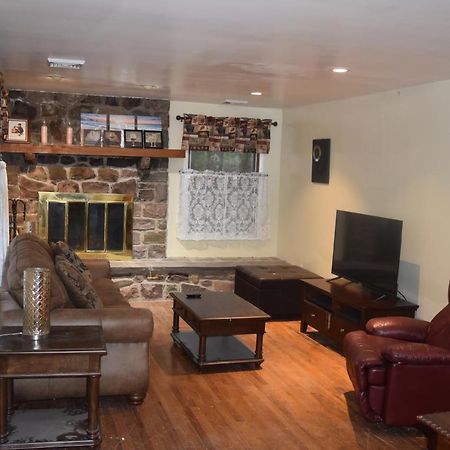 5 Bdr Cabin Game Rm Large Deck Fireplace Firetable 莱克哈莫尼 外观 照片
